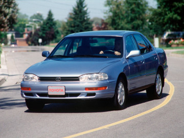 Toyota Camry SXV10